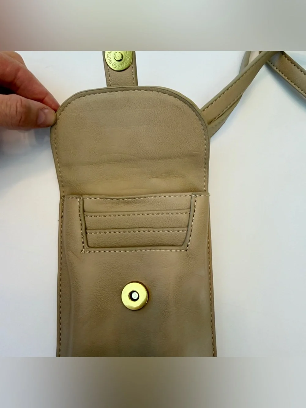 *New* Fawn Design Essential Crossbody